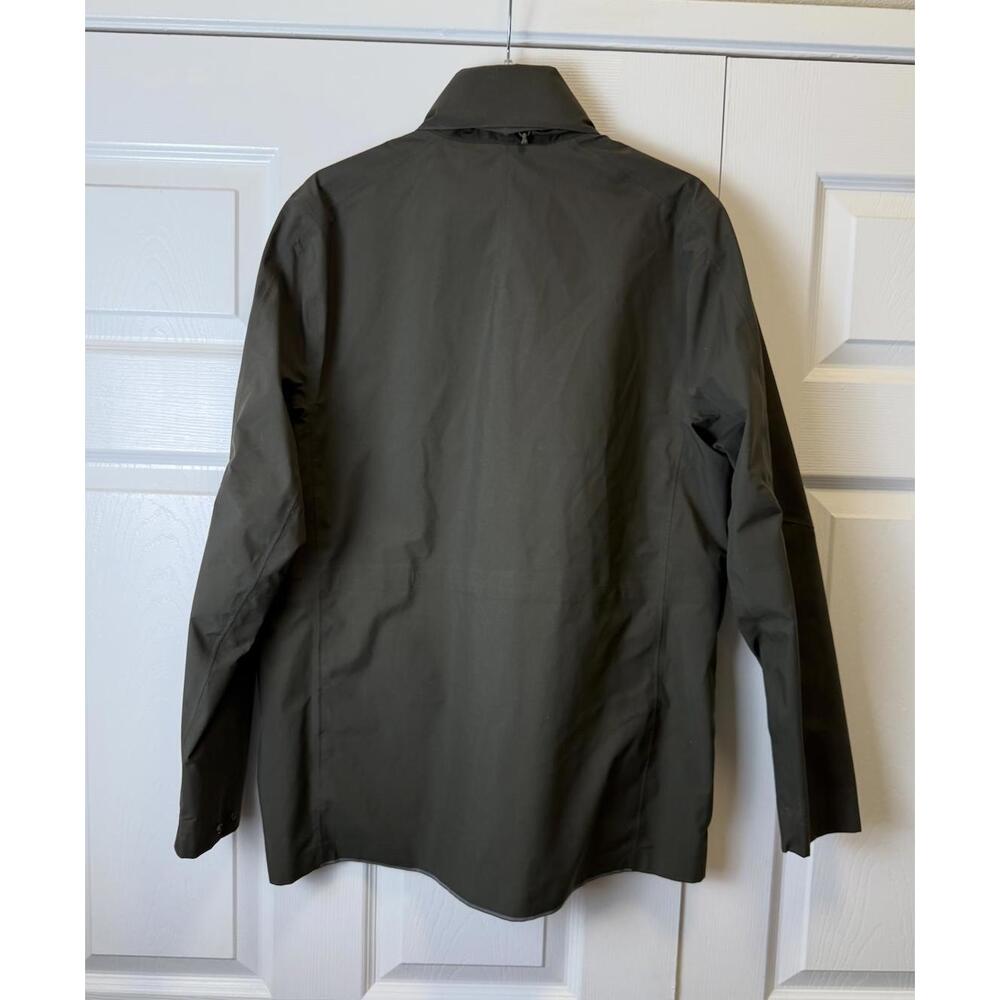 Lululemon Technical Shell Jacket Olive / Dark Gre… - image 3